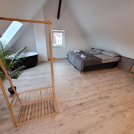 Loft Apartment Am Bahnhof Albstadt Eksteriør bilde
